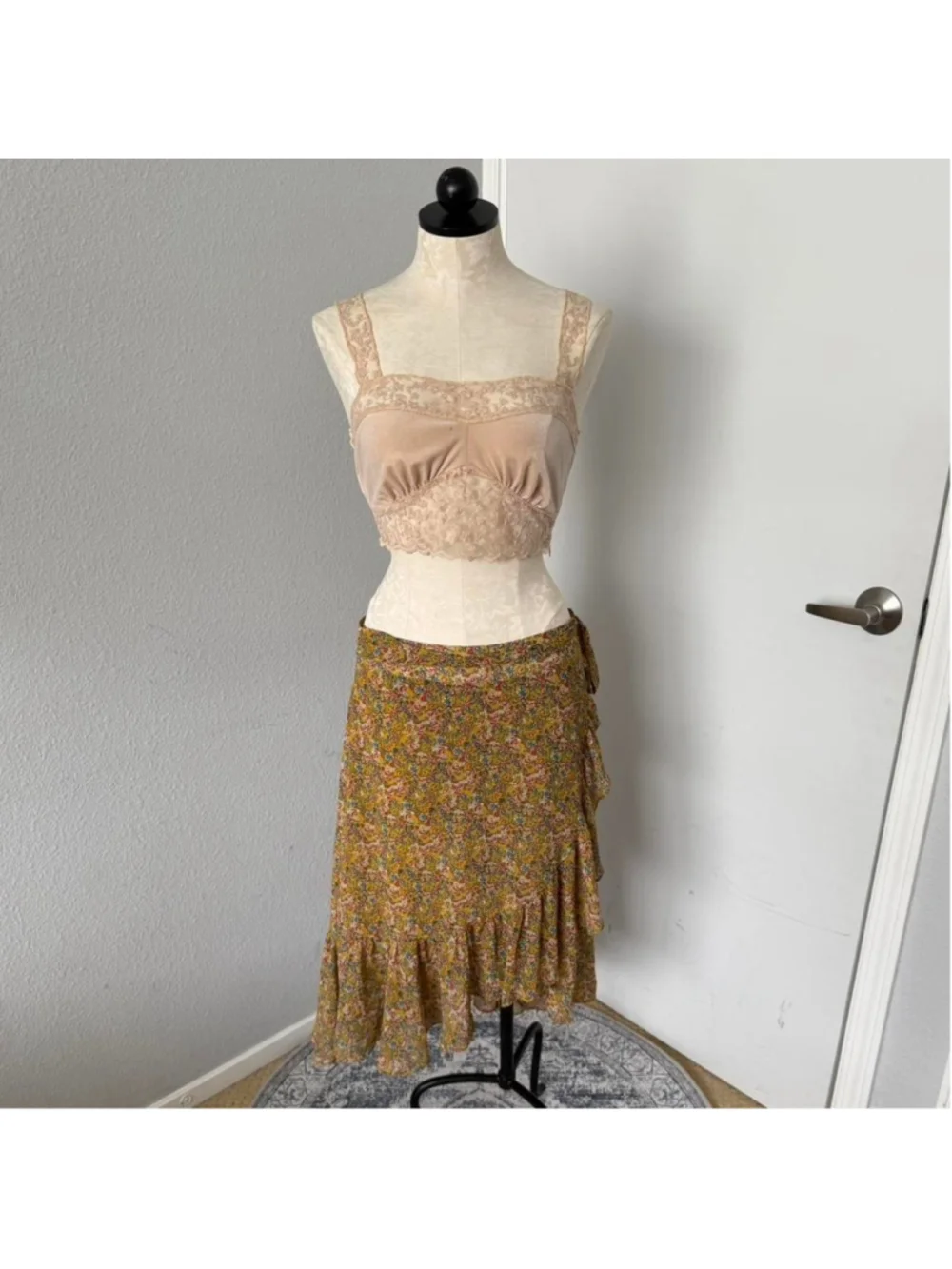 Rebecca Minkoff Yellow Paisley Selena Midi Skirt with Ruffle Hem & Tie Waist - M